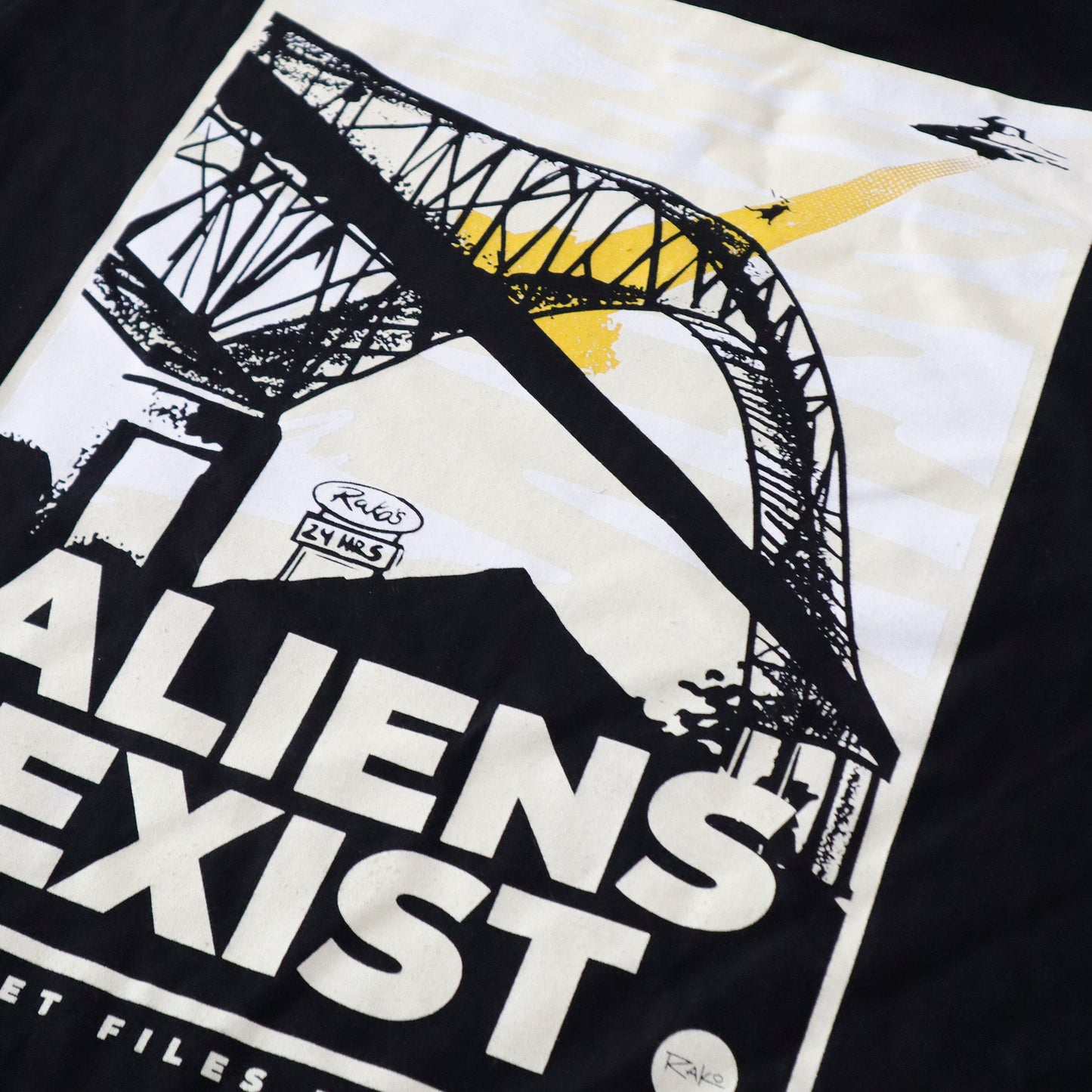 Tshirt Aliens Exist